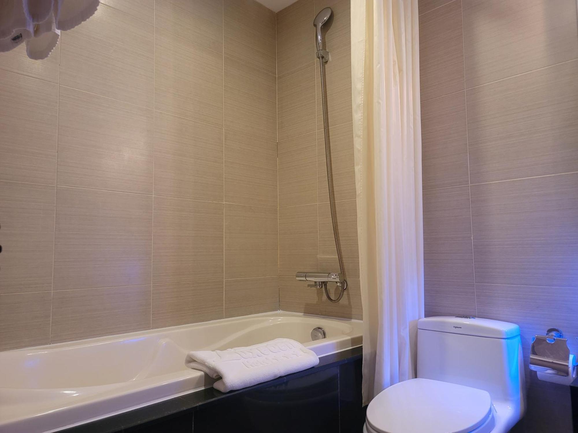 Luxeden Hotel Ханой Екстер'єр фото