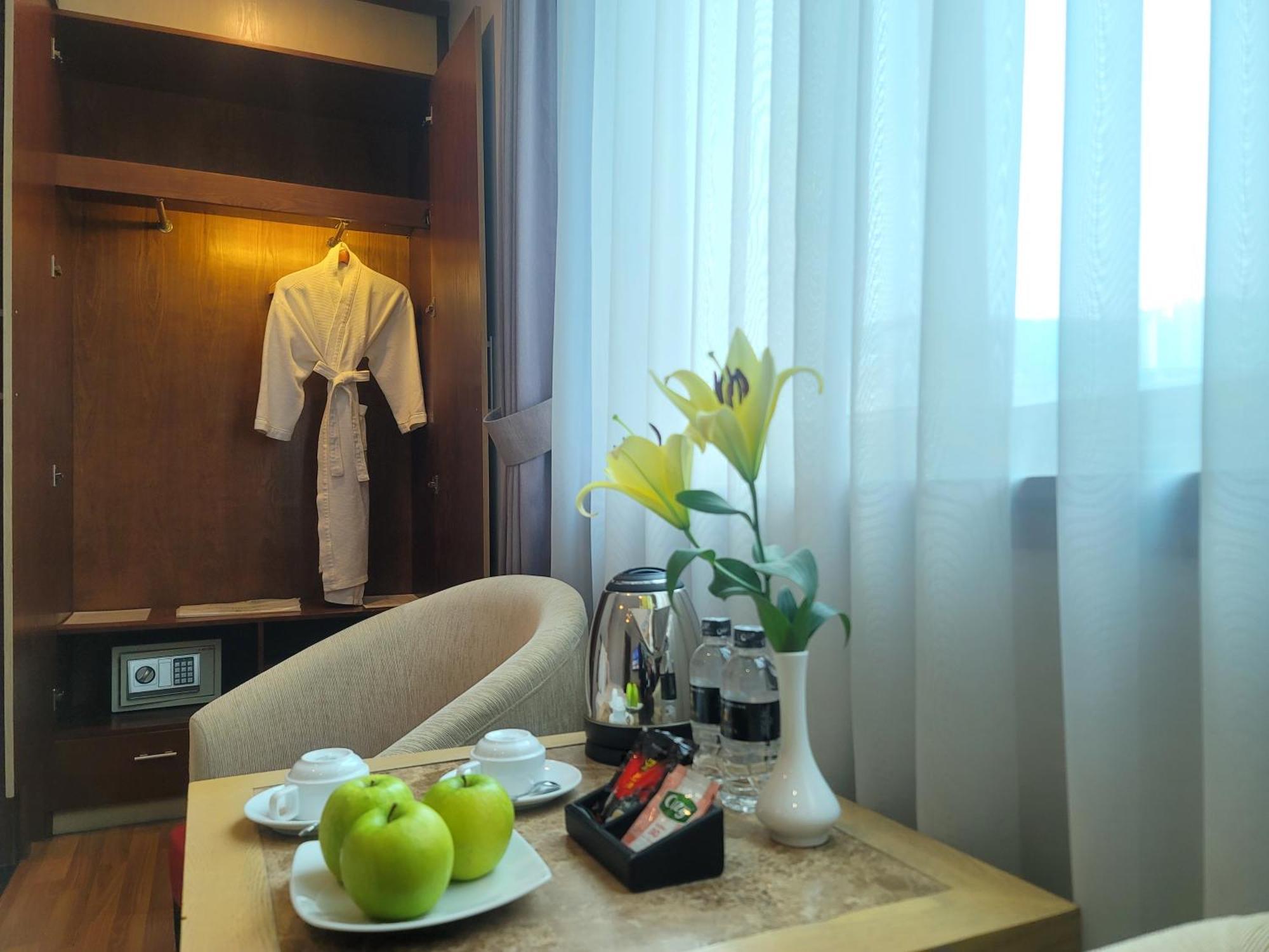 Luxeden Hotel Ханой Екстер'єр фото